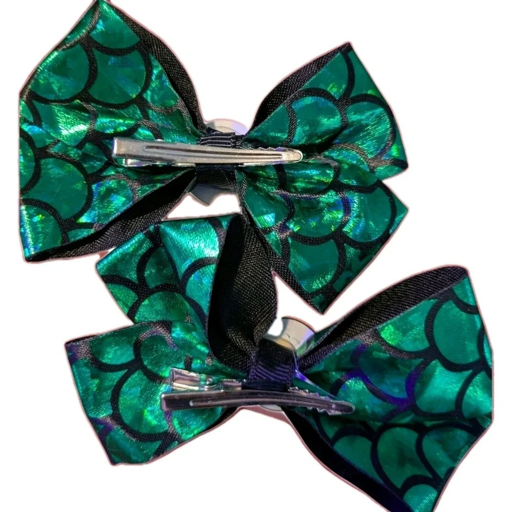 Green Dragon Eye Hair Bow Alligator Clip Reptile Scale Fantasy Cosplay Costume